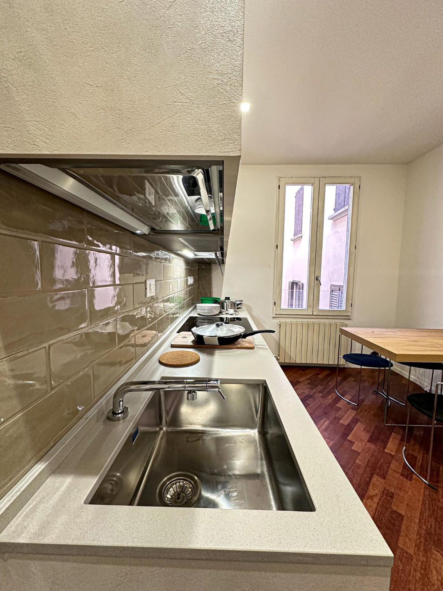 Whouse Large Suite Apartment Indipendenza Bologna Eksteriør billede