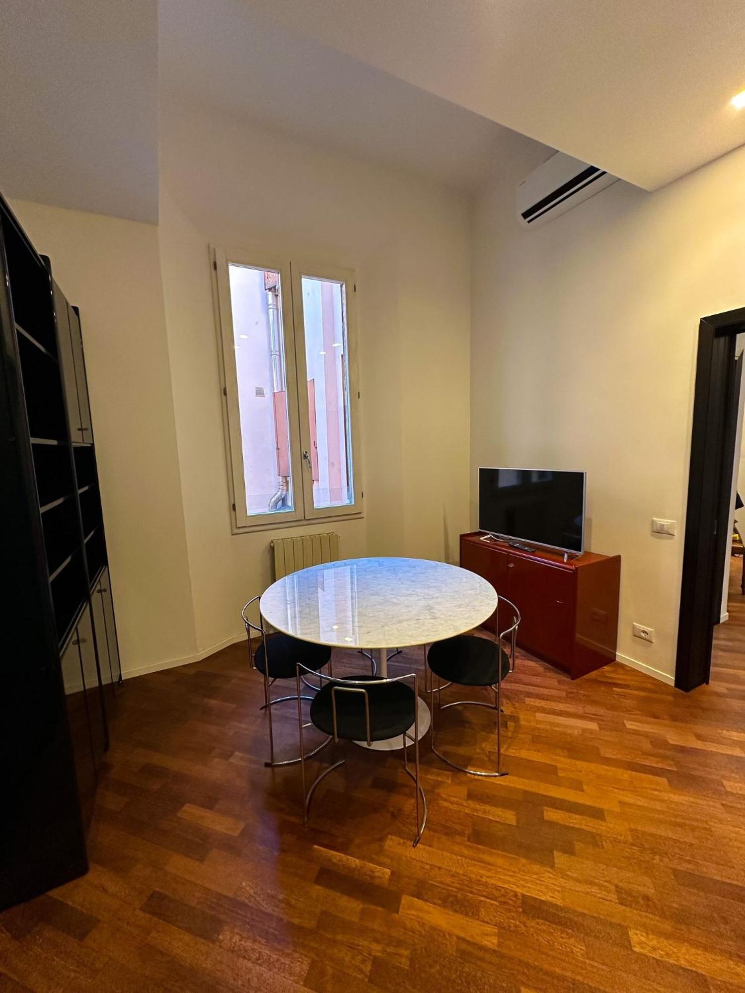 Whouse Large Suite Apartment Indipendenza Bologna Eksteriør billede